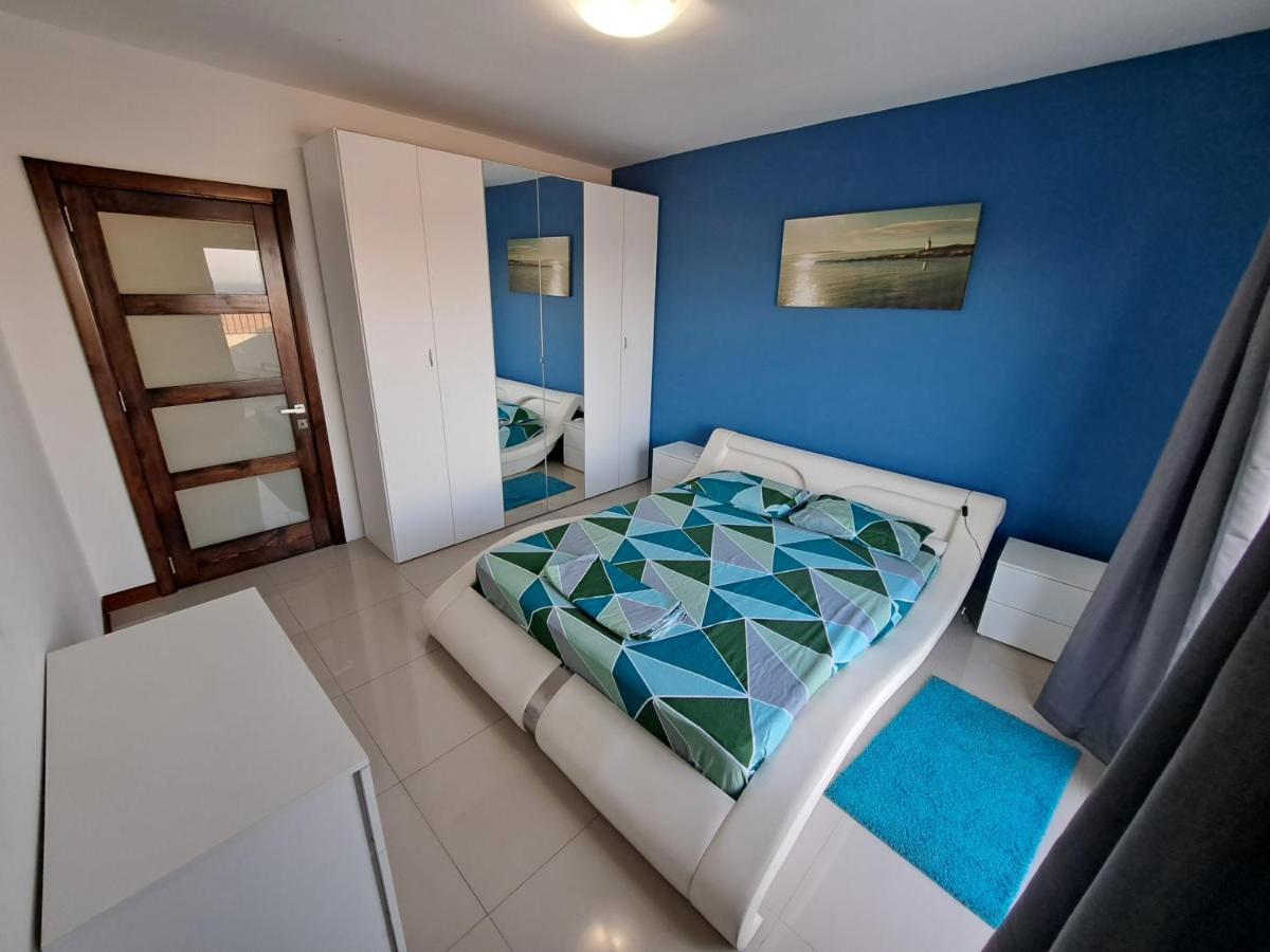 Апартаменты Sea View Penthouse Zebbug  Экстерьер фото