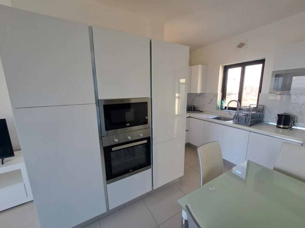 Апартаменты Sea View Penthouse Zebbug  Экстерьер фото